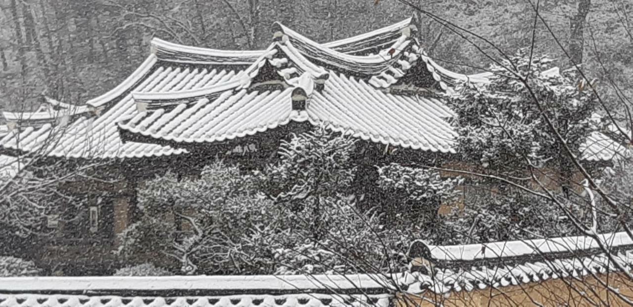 Manhoe Gotaek Bonghwa Exterior foto